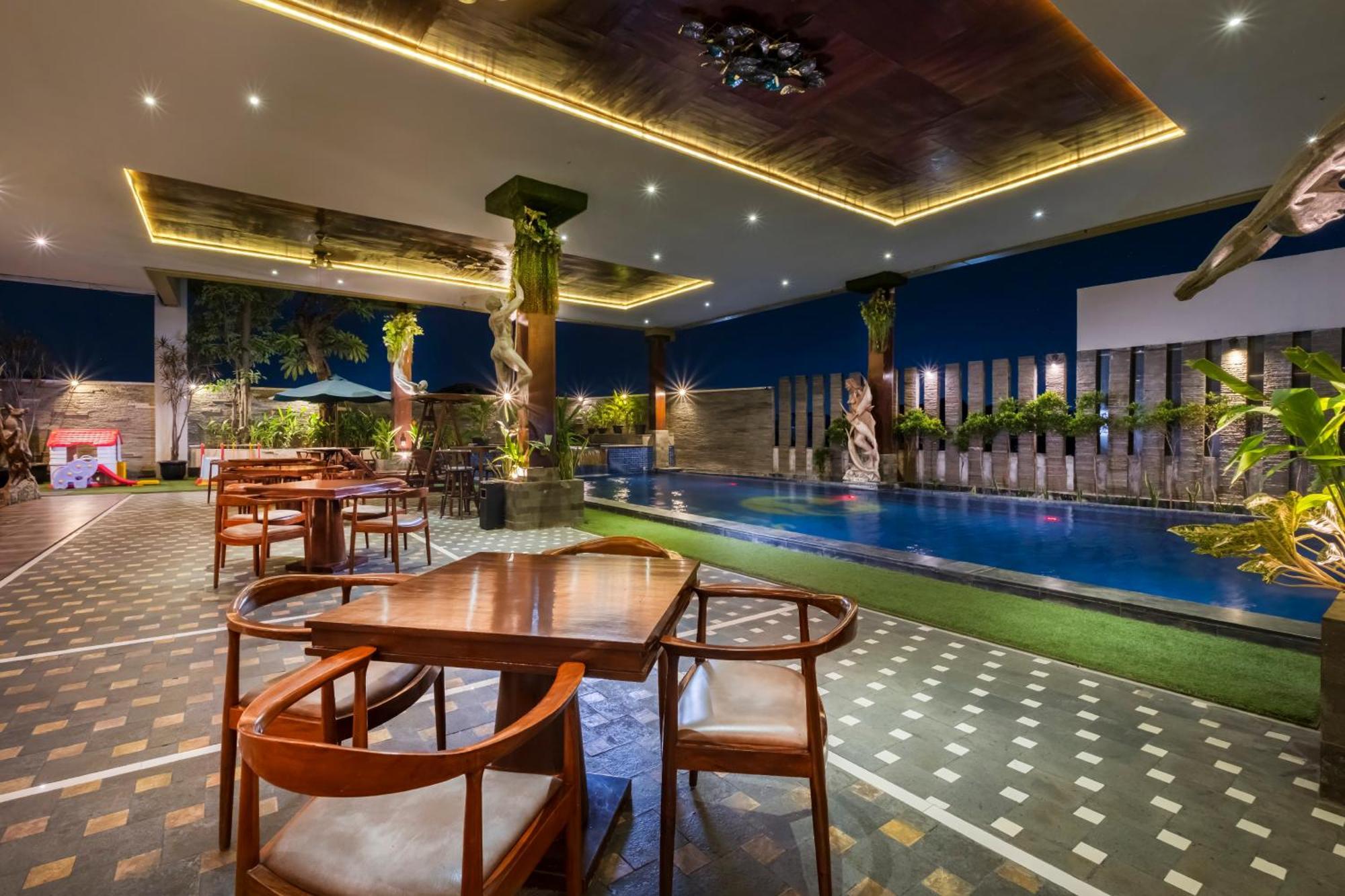 Gets Hotel Semarang Hotel 4*